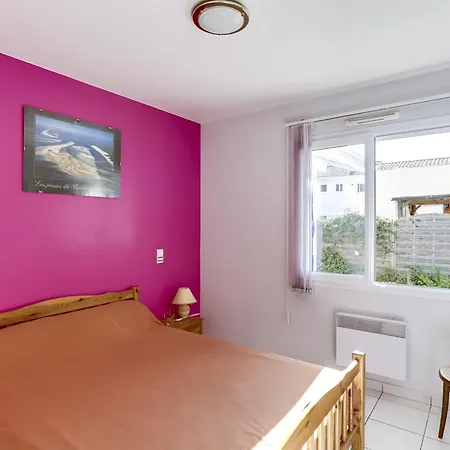 Дом отдыха Maison 6 Pers, Jardin Clos, Calme, Proche Plage, Animaux Admis, Parking, Wifi - Fr-1-521-65