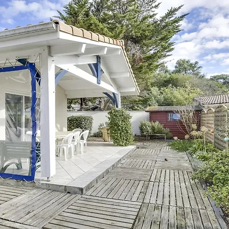 Дом отдыха Maison 6 Pers, Jardin Clos, Calme, Proche Plage, Animaux Admis, Parking, Wifi - Fr-1-521-65