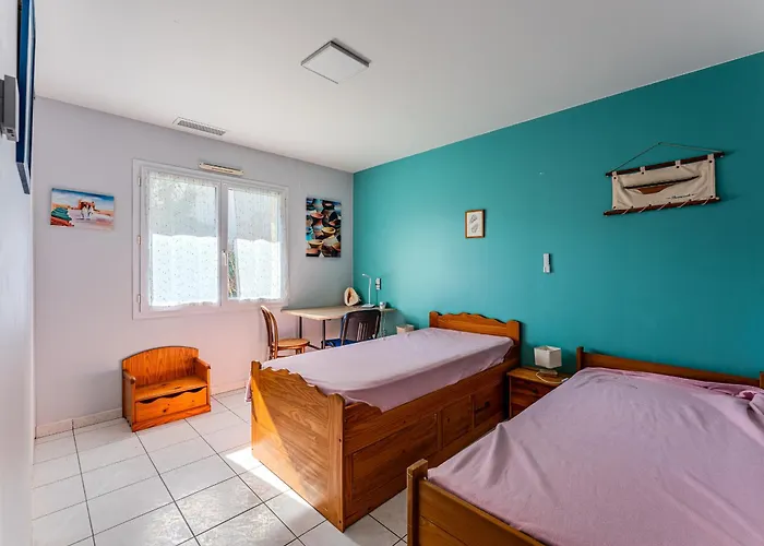 Maison 6 Pers, Jardin Clos, Calme, Proche Plage, Animaux Admis, Parking, Wifi - Fr-1-521-65 Nyaraló *